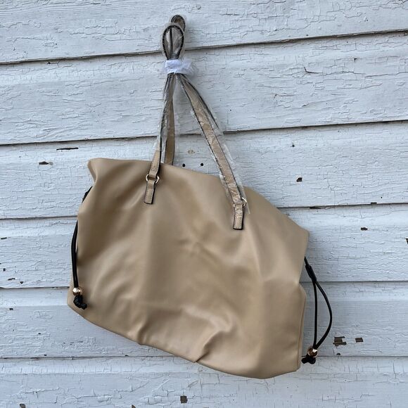 VICTORIA'S SECRET Cinch-Top Faux Leather Tote, Nude/Black- 12”x17” NWT - Picture 6 of 7